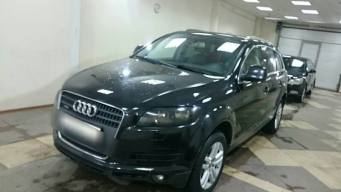 Audi Q7 I