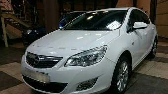 Opel Astra J