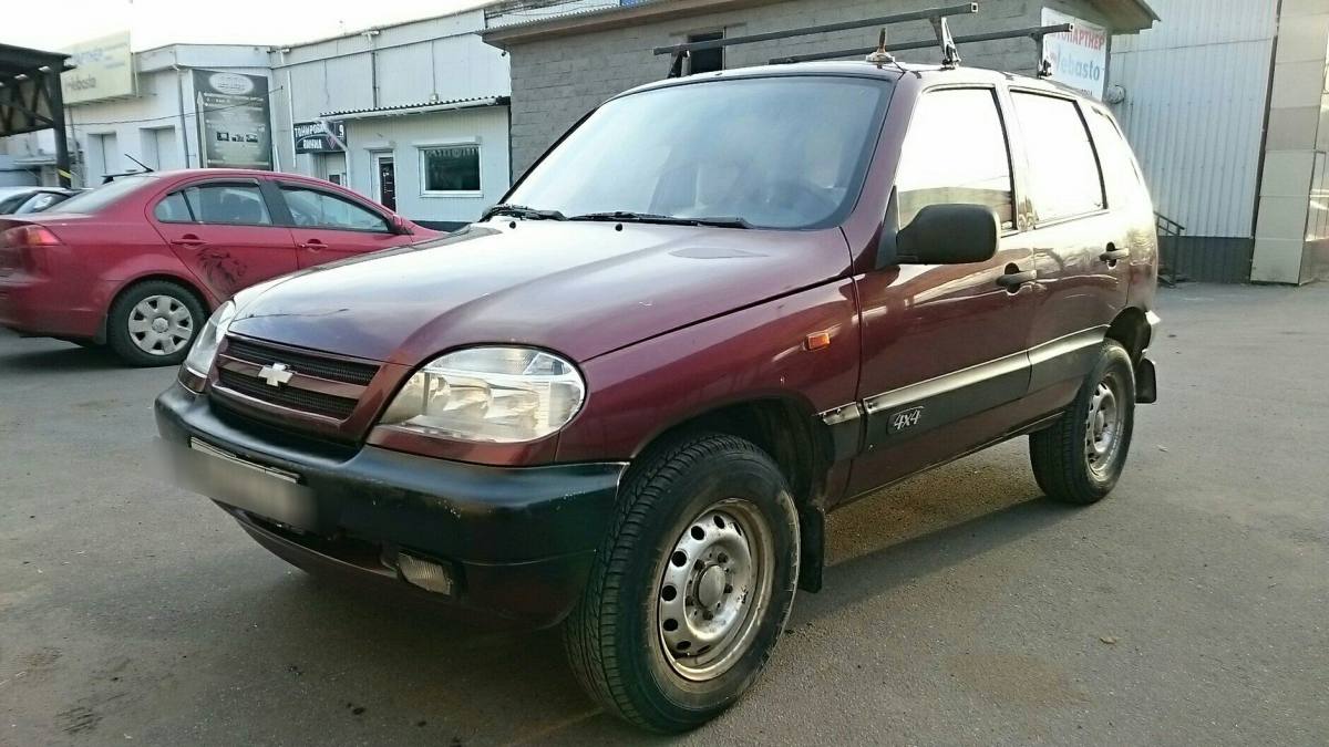 Chevrolet Niva I