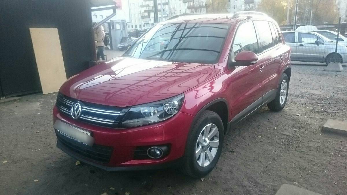 Volkswagen Tiguan I Рестайлинг 1.4 MT (150 л.с.) [2012]