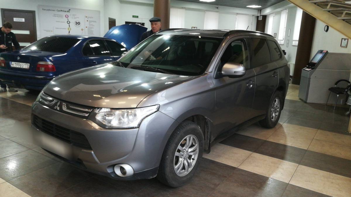 Mitsubishi Outlander III