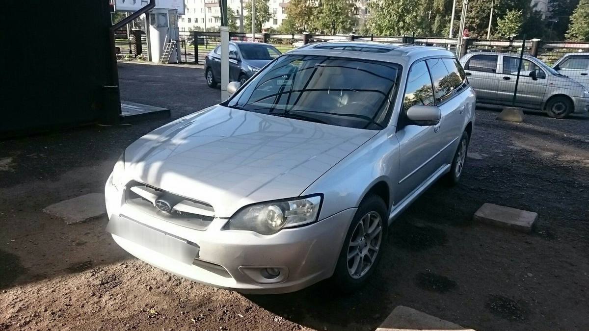 Subaru Legacy IV