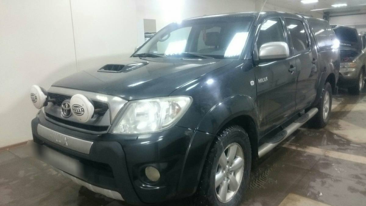 Toyota Hilux VII 3.0d AT (170 л.с.) 4WD [2010]