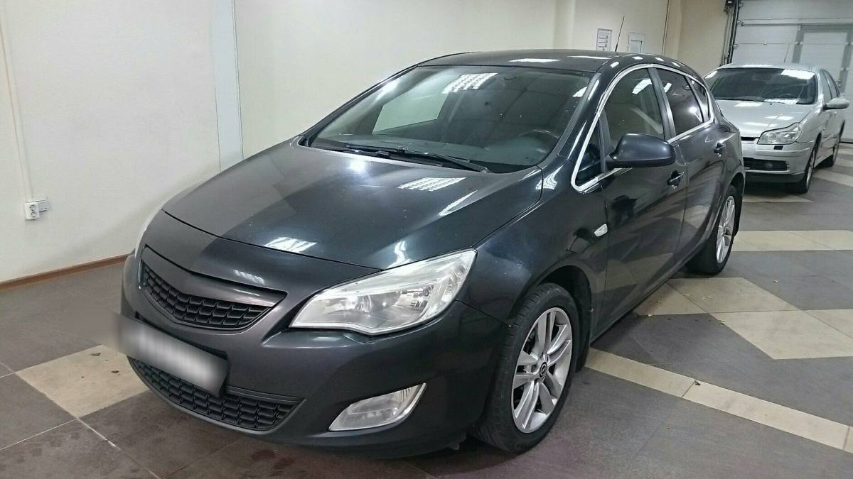 Opel Astra J