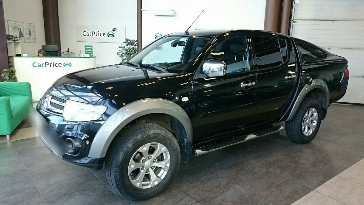 Mitsubishi L200 IV