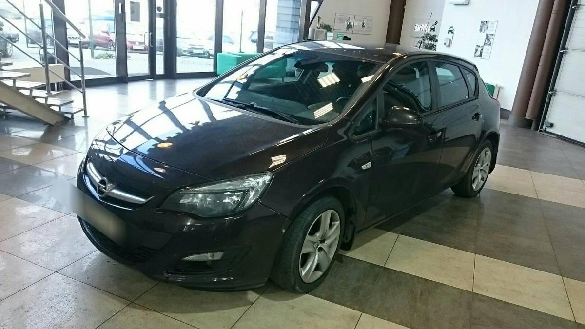 Opel Astra J Рестайлинг