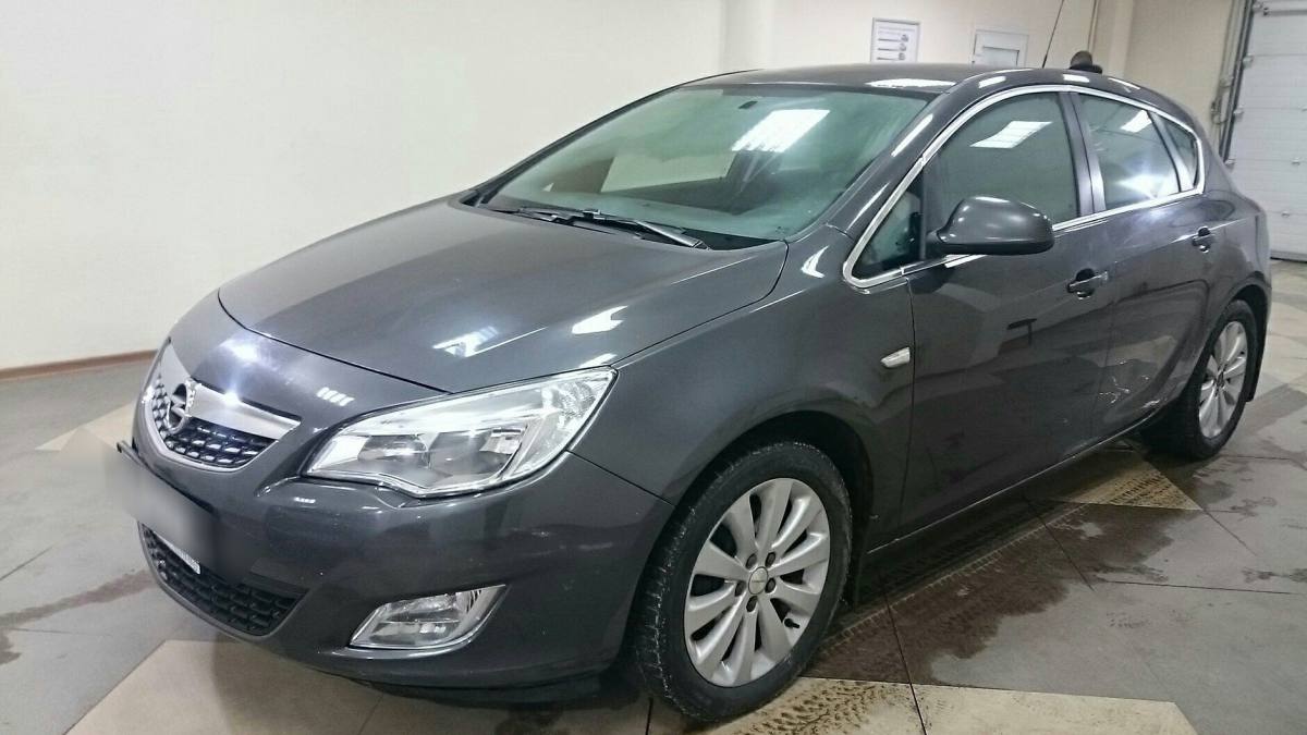 Opel Astra J