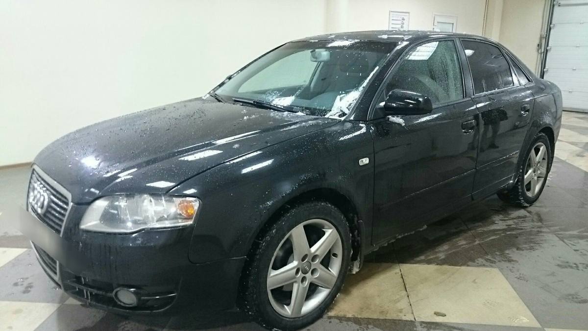 Audi A4 III (B7)